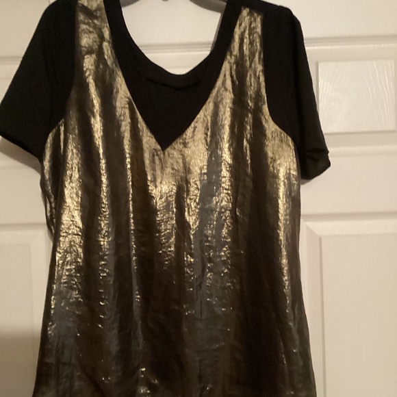 Women dressy top - Picture 2 of 2